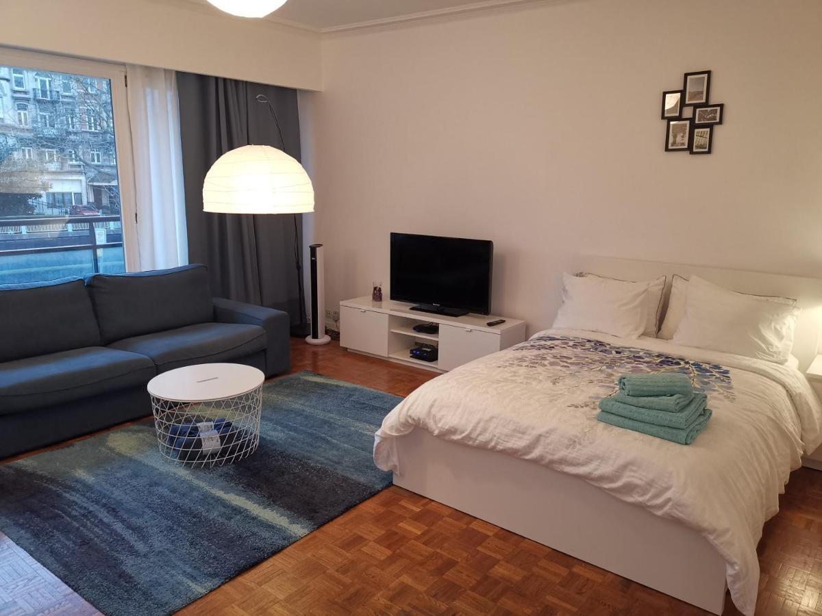 Florya Studio Woluwe ブリュッセル エクステリア 写真