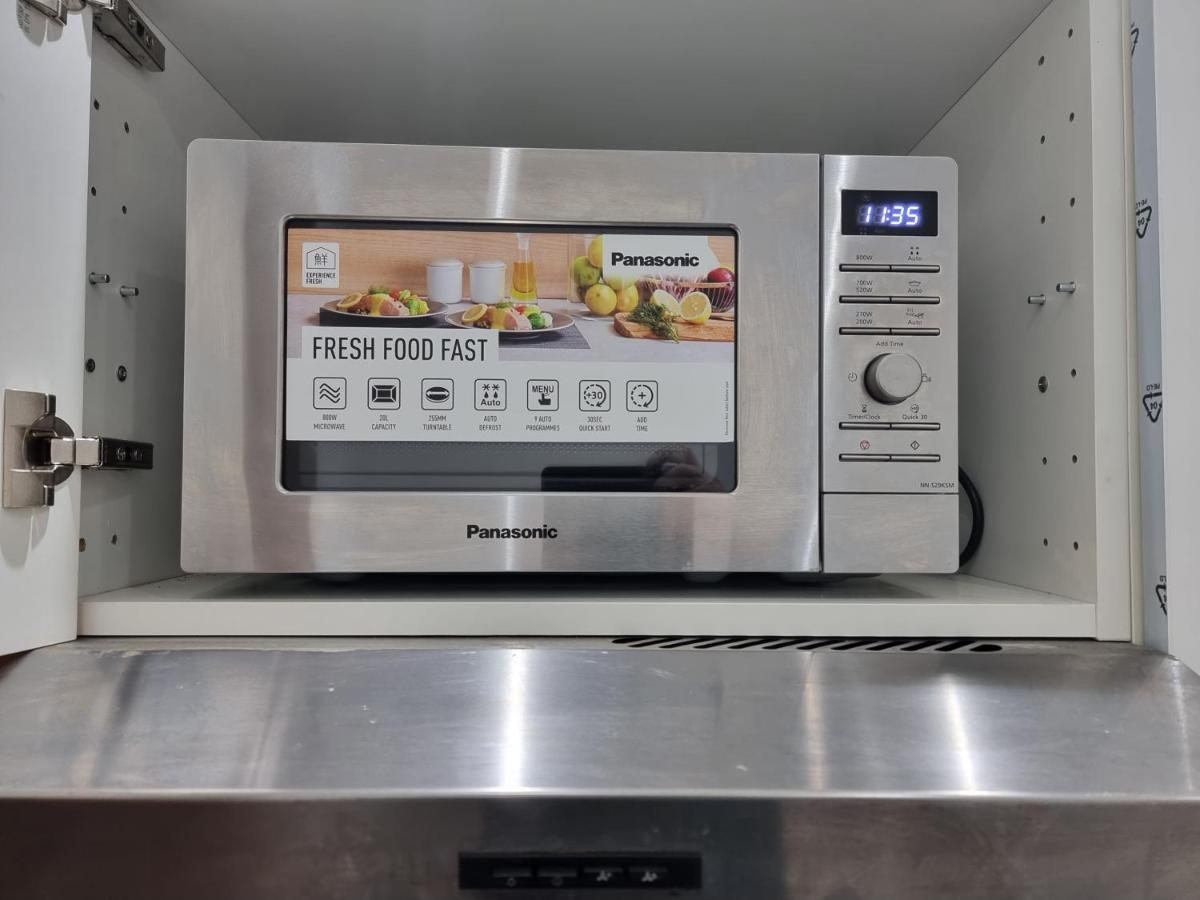 Florya Studio Woluwe ブリュッセル エクステリア 写真