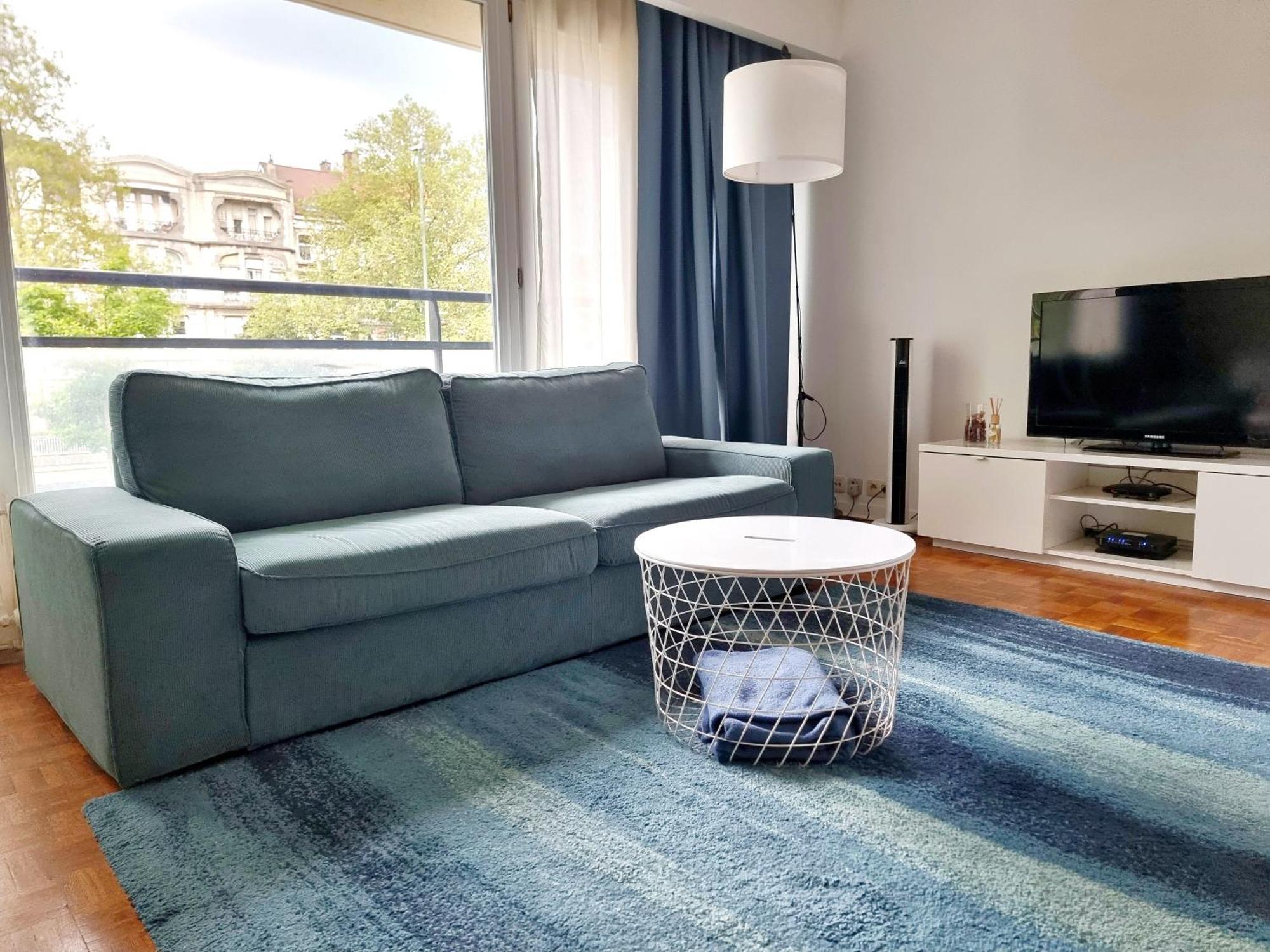 Florya Studio Woluwe ブリュッセル エクステリア 写真