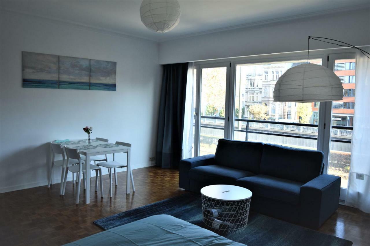 Florya Studio Woluwe ブリュッセル エクステリア 写真