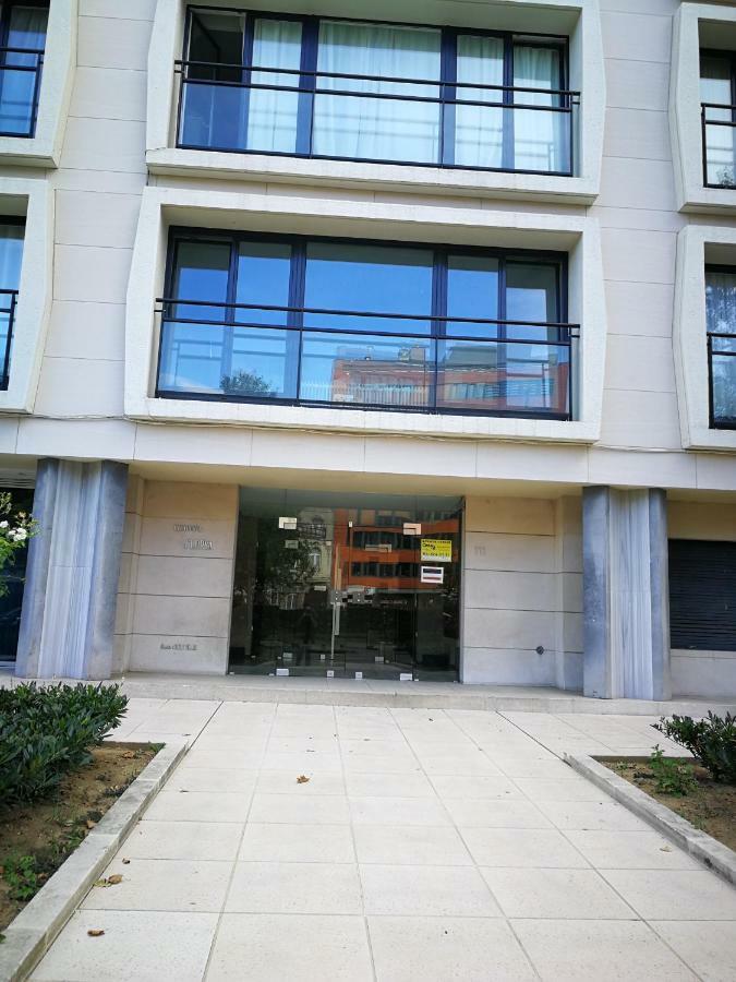 Florya Studio Woluwe ブリュッセル エクステリア 写真